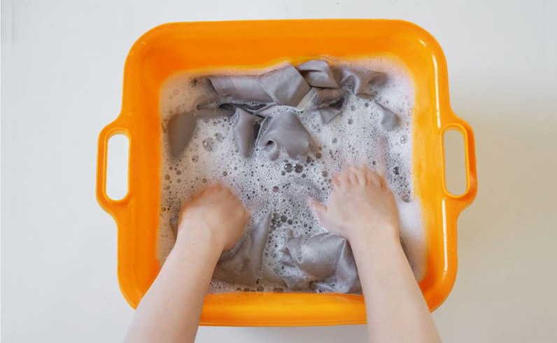 شستشوی پرده با دست | خشکشویی آنلاین اکتیو کلینرز